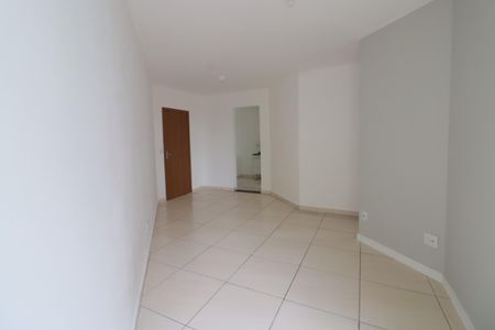 Sala de apartamento para alugar com 2 quartos, 54m² em Padroeira, Osasco