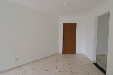 Sala de apartamento para alugar com 2 quartos, 54m² em Padroeira, Osasco