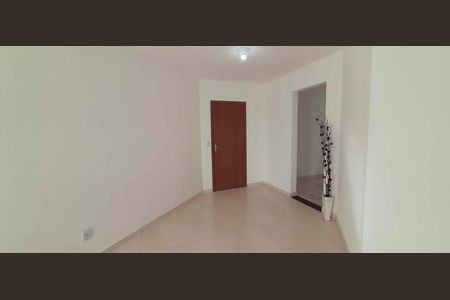 Sala de apartamento para alugar com 2 quartos, 60m² em Padroeira, Osasco