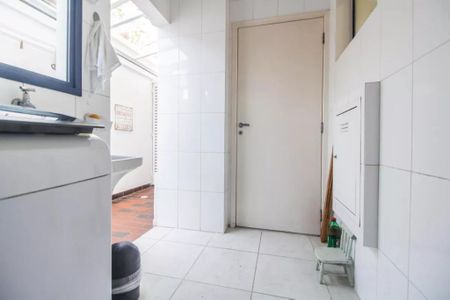 Casa de condomínio à venda com 200m², 4 quartos e 2 vagasFoto 28