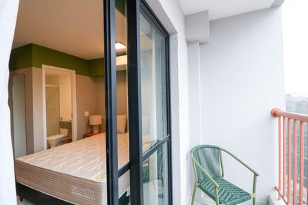 Varanda de kitnet/studio para alugar com 1 quarto, 25m² em Jardim das Acacias, São Paulo