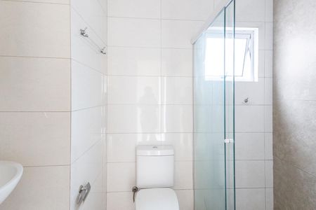 Casa para alugar com 100m², 2 quartos e 3 vagas Casa para alugar com 100m², 2 quartos e 3 vagasBanheiro da Suíte