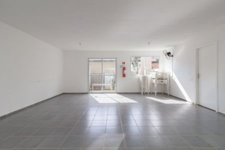 Apartamento para alugar com 40m², 2 quartos e sem vaga Apartamento para alugar com 40m², 2 quartos e sem vagaÁrea comum - Salão de festas
