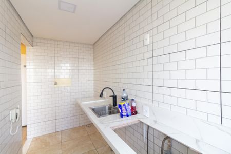 Apartamento para alugar com 40m², 2 quartos e sem vaga Apartamento para alugar com 40m², 2 quartos e sem vagaCozinha e Área de Serviço