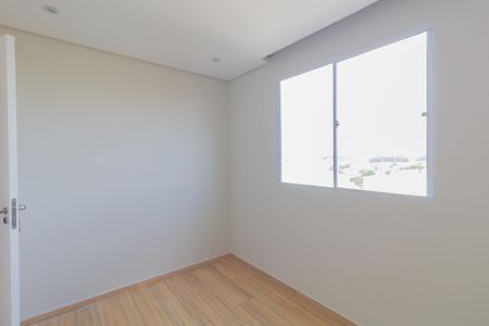 Apartamento para alugar com 40m², 2 quartos e sem vaga Apartamento para alugar com 40m², 2 quartos e sem vagaQuarto 2
