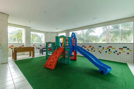 Apartamento à venda com 94m², 2 quartos e 1 vagaÁrea Comum