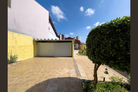 Casa à venda com 160m², 3 quartos e 7 vagasFoto 02