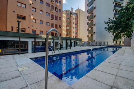 Apartamento à venda com 204m², 3 quartos e 4 vagasÁrea comum - Piscina