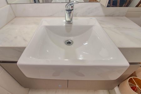 Apartamento à venda com 204m², 3 quartos e 4 vagasBanheiro da Suíte 1