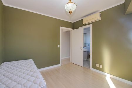 Apartamento à venda com 204m², 3 quartos e 4 vagasSuíte 1