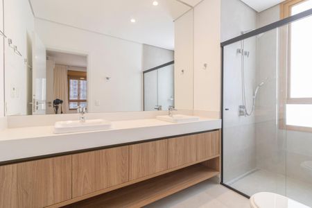 Apartamento à venda com 150m², 3 quartos e 2 vagasBanheiro da Suíte 1