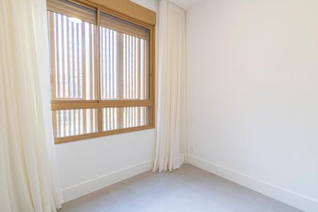 Apartamento à venda com 150m², 3 quartos e 2 vagasQuarto Suíte 2