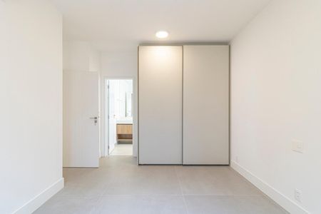 Apartamento à venda com 150m², 3 quartos e 2 vagasQuarto Suíte 1