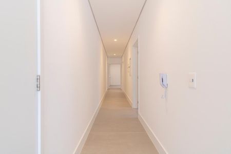 Apartamento à venda com 150m², 3 quartos e 2 vagasCorredor