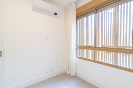 Apartamento à venda com 150m², 3 quartos e 2 vagasQuarto Suíte 3