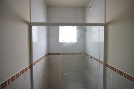 Casa de condomínio para alugar com 100m², 3 quartos e 3 vagas Casa de condomínio para alugar com 100m², 3 quartos e 3 vagasBanheiro Corredor