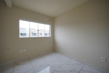 Casa de condomínio para alugar com 100m², 3 quartos e 3 vagas Casa de condomínio para alugar com 100m², 3 quartos e 3 vagasSuite