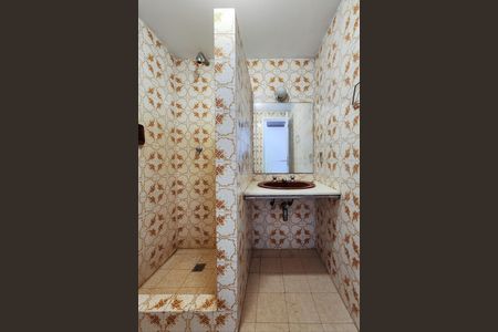 Apartamento para alugar com 70m², 2 quartos e 1 vaga Apartamento para alugar com 70m², 2 quartos e 1 vagaBanheiro da Suíte 2