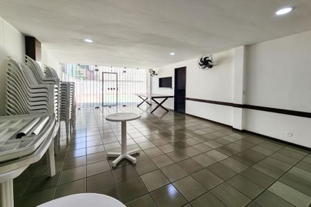 Apartamento à venda com 70m², 2 quartos e 1 vagaÁrea Comum 
