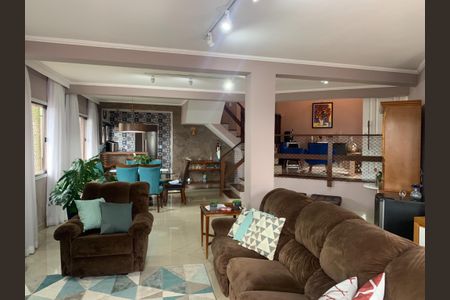 Foto 01 de casa de condomínio à venda com 4 quartos, 304m² em Alphaville, Santana de Parnaíba