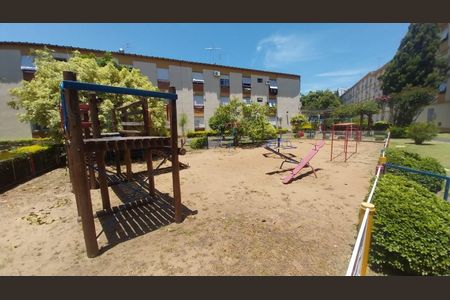 Apartamento à venda com 77m², 4 quartos e 1 vaga Apartamento à venda com 77m², 4 quartos e 1 vagaÁrea comum - Playground