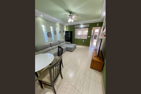 Foto 01 de casa à venda com 3 quartos, 260m² em Jardim Tupanci, Barueri