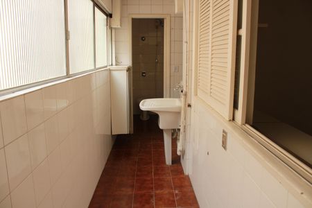 Apartamento à venda com 111m², 3 quartos e 1 vagaÁrea de Serviço