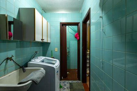 Casa à venda com 160m², 3 quartos e 1 vagaÁrea de Serviço