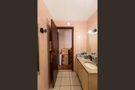 Casa à venda com 160m², 3 quartos e 1 vagaBanheiro Social