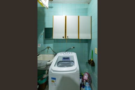 Casa à venda com 160m², 3 quartos e 1 vagaÁrea de Serviço