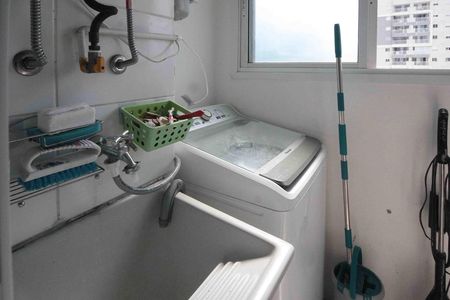 Apartamento à venda com 47m², 2 quartos e 1 vaga Apartamento à venda com 47m², 2 quartos e 1 vagaÁrea de Serviço