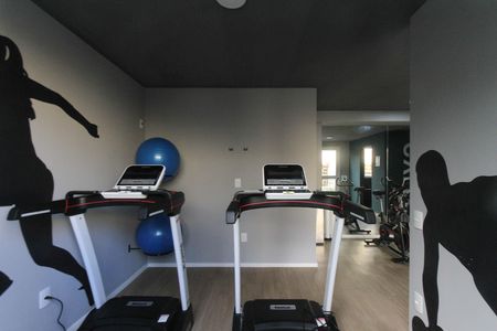 Apartamento à venda com 47m², 2 quartos e 1 vaga Apartamento à venda com 47m², 2 quartos e 1 vagaAcademia