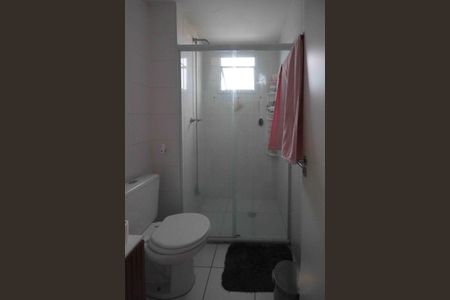 Apartamento à venda com 47m², 2 quartos e 1 vaga Apartamento à venda com 47m², 2 quartos e 1 vagaBanheiro