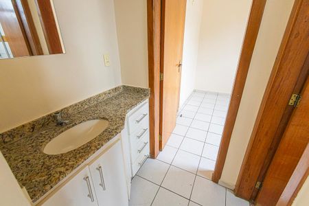 banheiro de kitnet/studio para alugar com 1 quarto, 37m² em Liberdade, Belo Horizonte