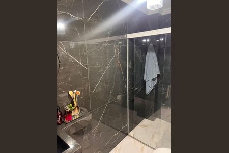 Banheiro de casa para alugar com 4 quartos, 300m² em Vila Virginia, Itaquaquecetuba