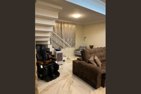 Sala de casa para alugar com 4 quartos, 300m² em Vila Virginia, Itaquaquecetuba