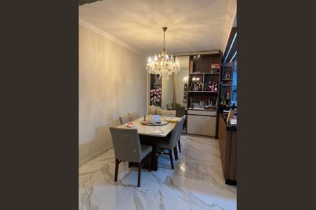 Sala de casa para alugar com 4 quartos, 300m² em Vila Virginia, Itaquaquecetuba