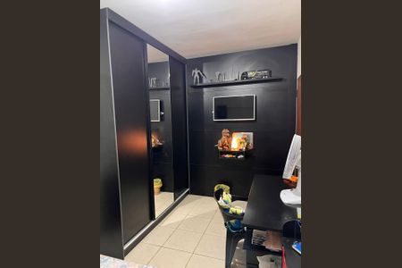 Quarto de casa para alugar com 4 quartos, 300m² em Vila Virginia, Itaquaquecetuba