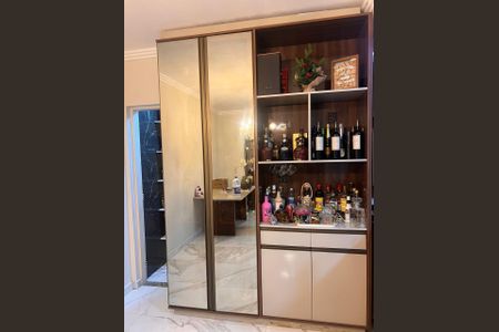 Sala de casa para alugar com 4 quartos, 300m² em Vila Virginia, Itaquaquecetuba