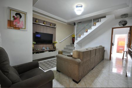 Sala de casa para alugar com 2 quartos, 120m² em Vila Sabrina, São Paulo