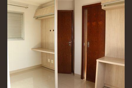 Apartamento para alugar com 93m², 3 quartos e 2 vagasQuarto 2
