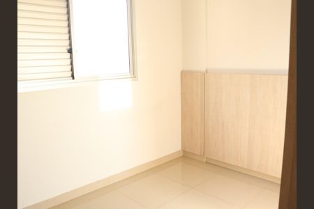 Apartamento para alugar com 93m², 3 quartos e 2 vagasQuarto 2