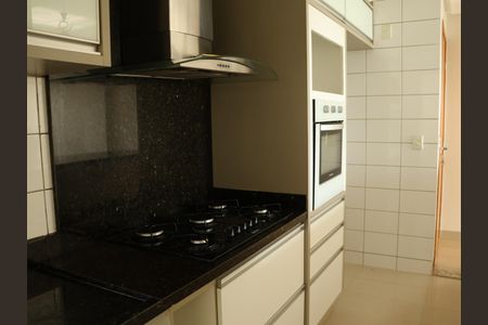 Apartamento para alugar com 93m², 3 quartos e 2 vagasCozinha