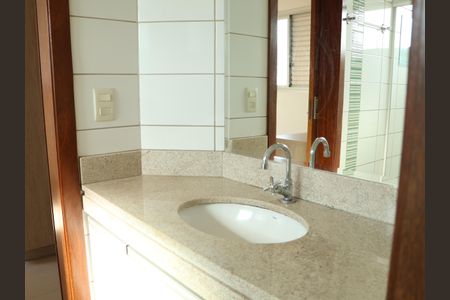 Apartamento para alugar com 93m², 3 quartos e 2 vagasBanheiro - torneira