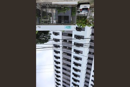 Apartamento para alugar com 60m², 2 quartos e 1 vagaFachada e portaria