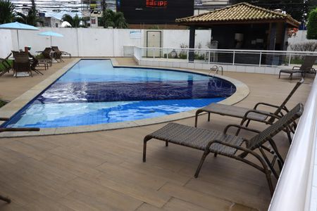 Apartamento para alugar com 60m², 2 quartos e 1 vagaÁrea comum - Piscina