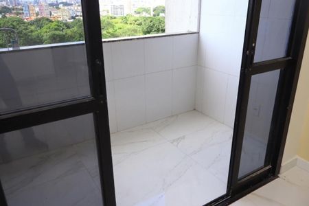 Varanda da Sala de apartamento para alugar com 2 quartos, 60m² em Cabula, Salvador