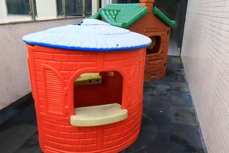 Apartamento para alugar com 60m², 2 quartos e 1 vagaÁrea comum - Playground