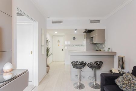 Studio para alugar com 35m², 1 quarto e 1 vaga Studio para alugar com 35m², 1 quarto e 1 vagaSala
