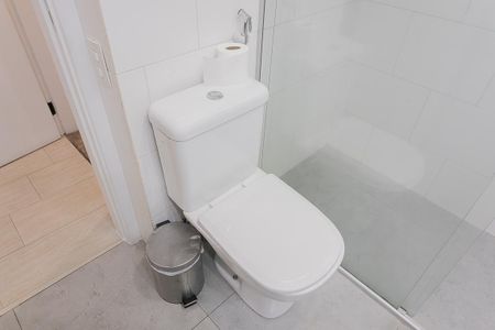 Studio para alugar com 35m², 1 quarto e 1 vaga Studio para alugar com 35m², 1 quarto e 1 vagaBanheiro